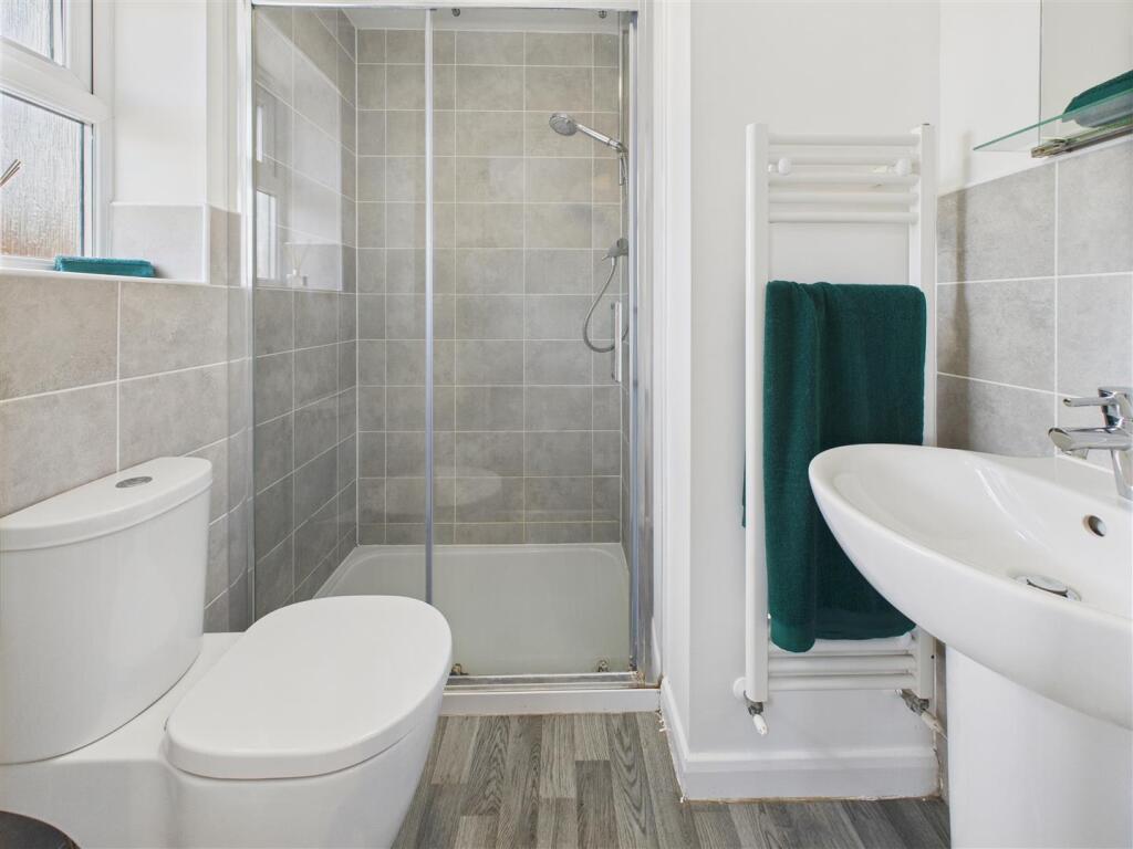 Ensuite Shower Room
