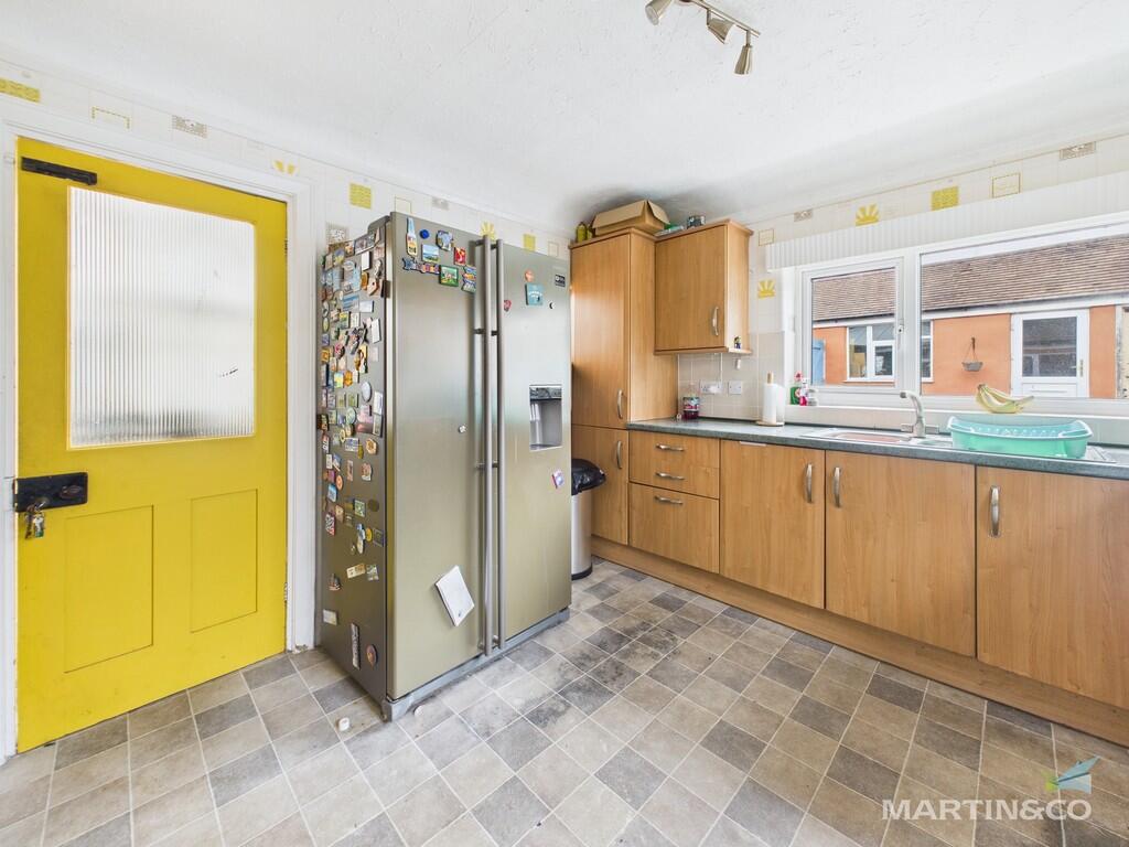 CAM03111G0-PR0382...