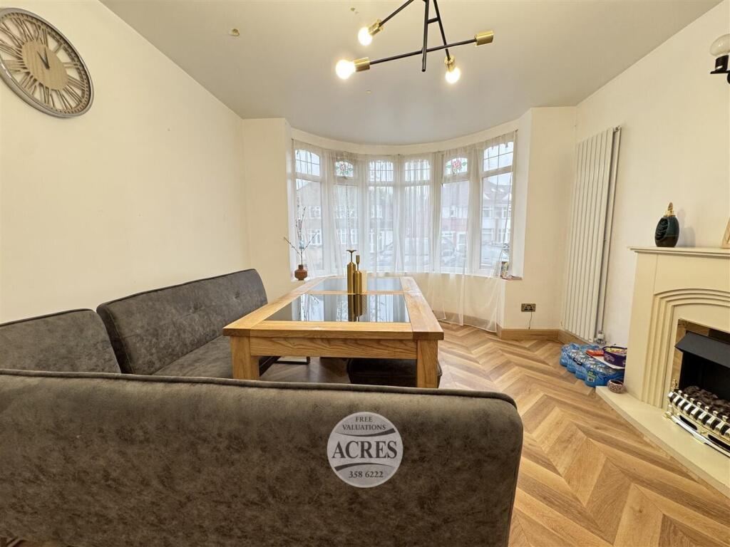 IMG_8594 (Large).jpg