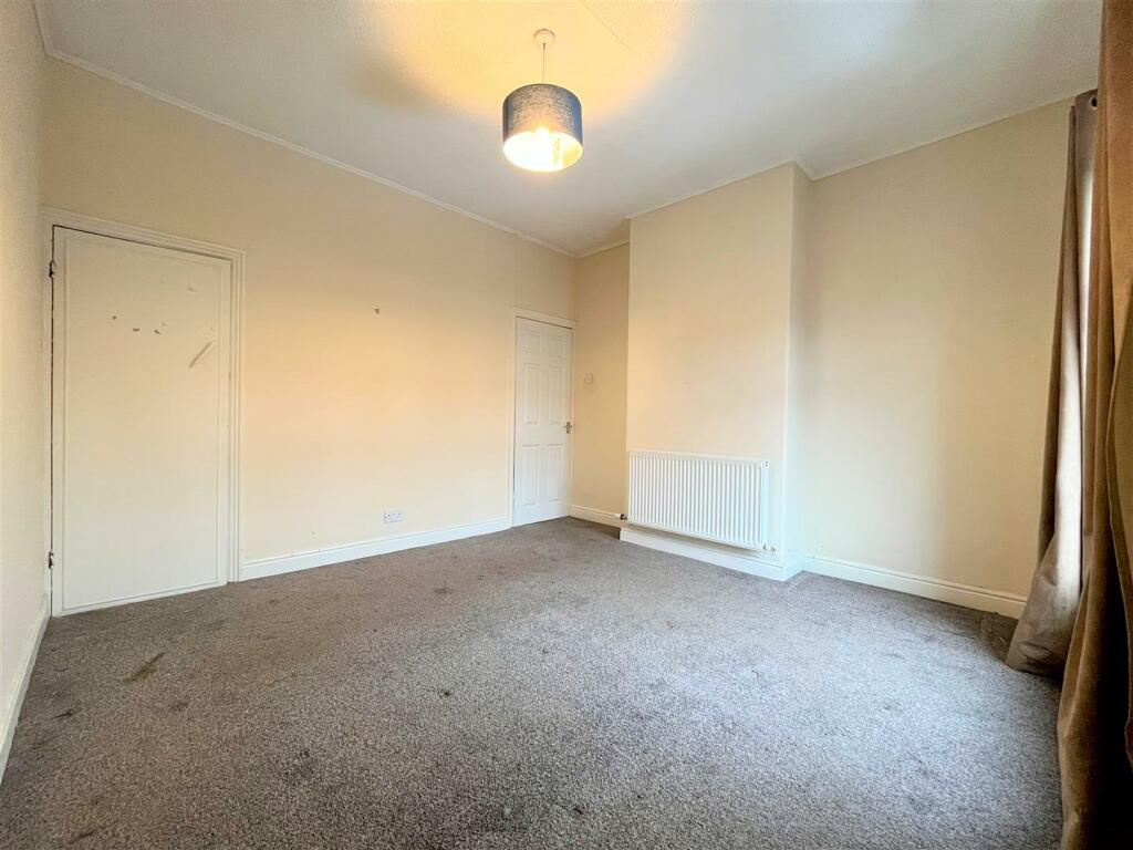 Bedroom 1 Aspect 2