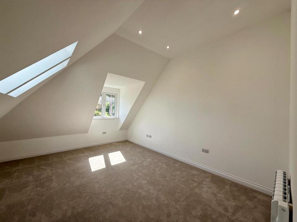 66 pr 5 loft bedroom.jpg