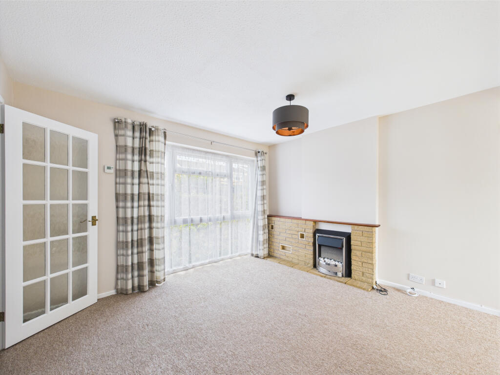 living room (3)