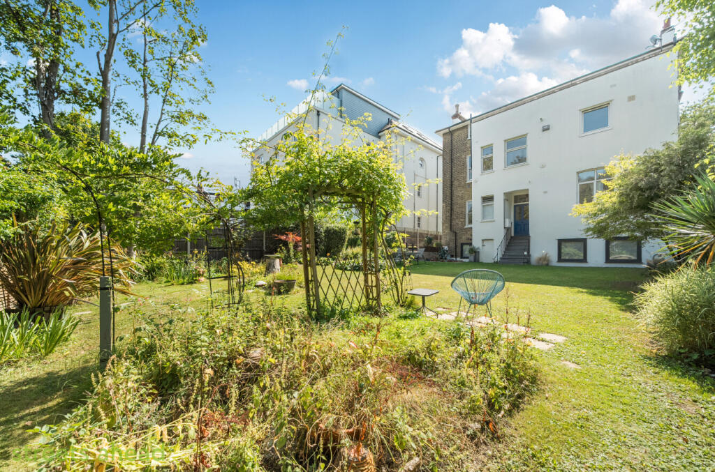 9bea0efc-df39-4c2...