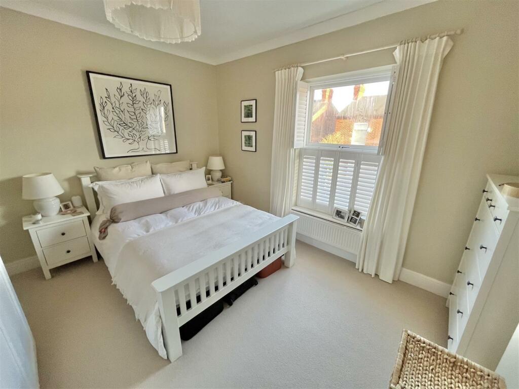 Bedroom 1 Aspect 2