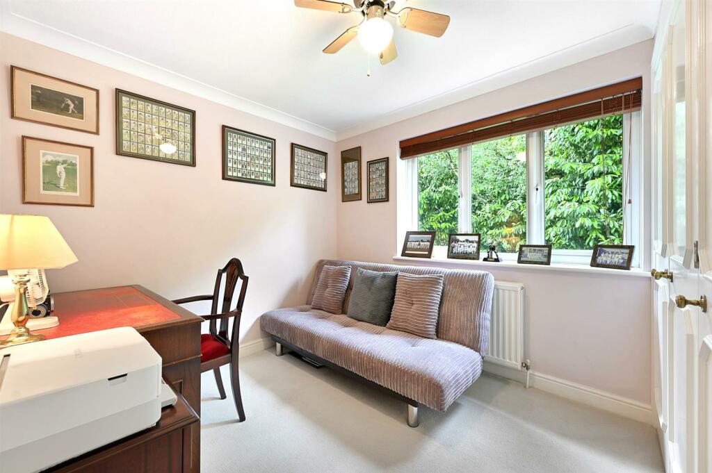 Bedroom 2.jpg
