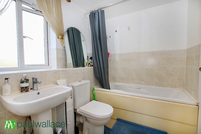 Bedroom Three En-Suite