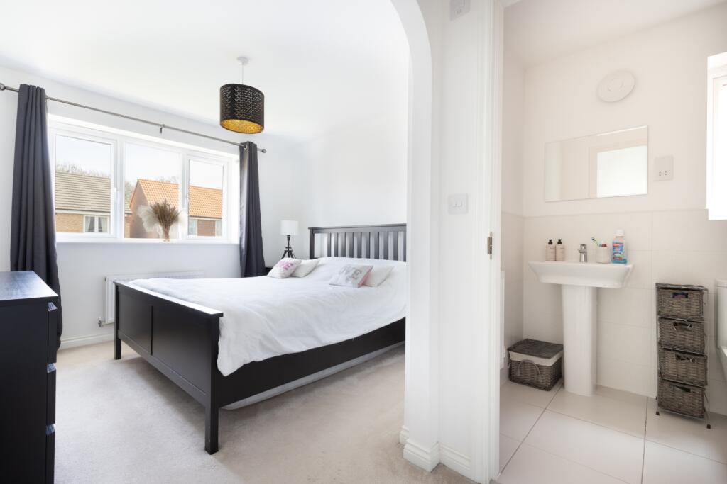 Principal Bedroom With Ensuite Shower Room Paul Be