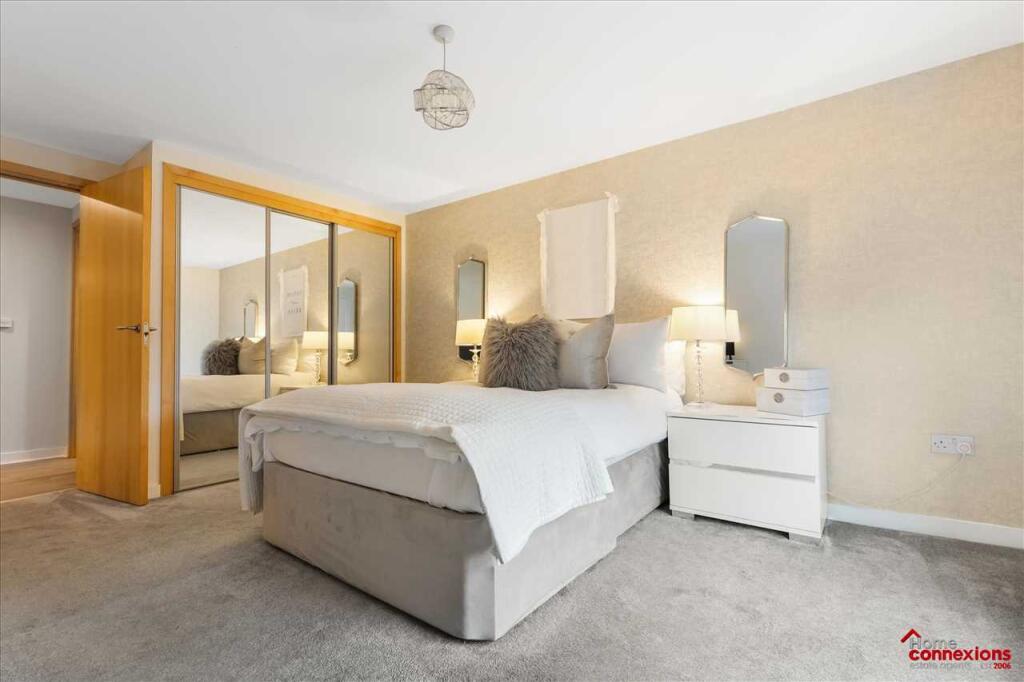 Bedroom One (2)