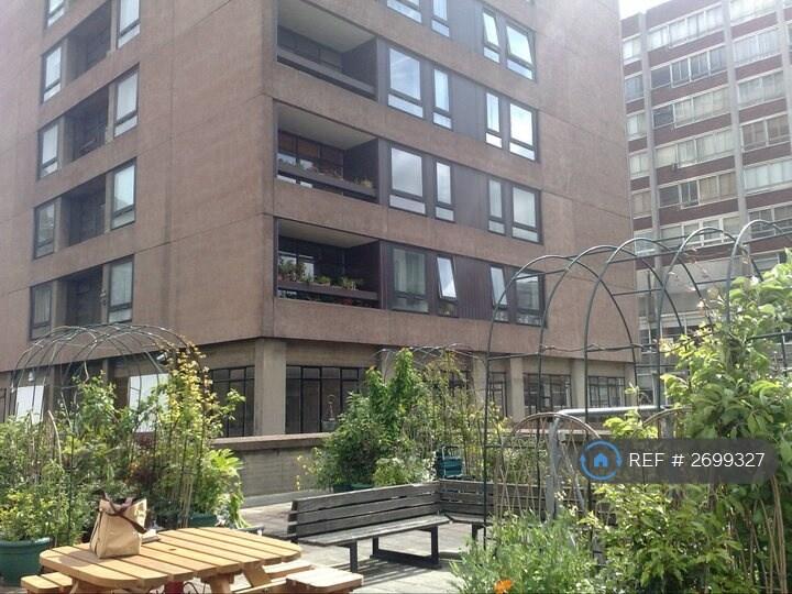Communal Podium Garden