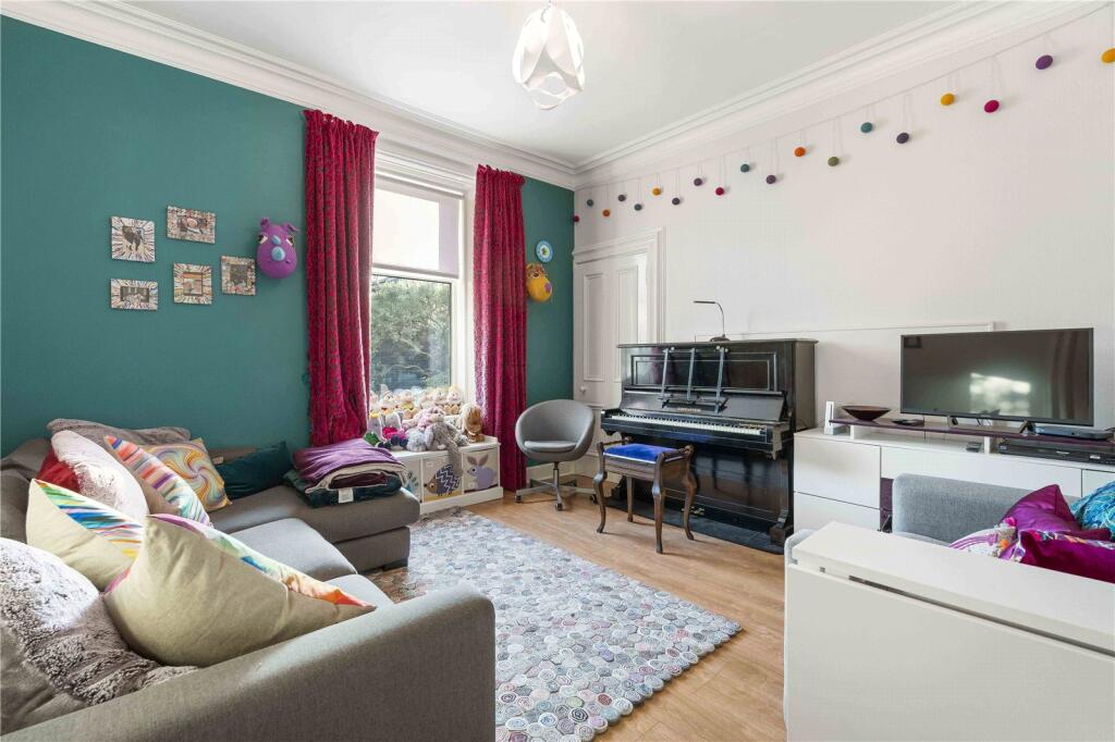 Deanfield Road 4