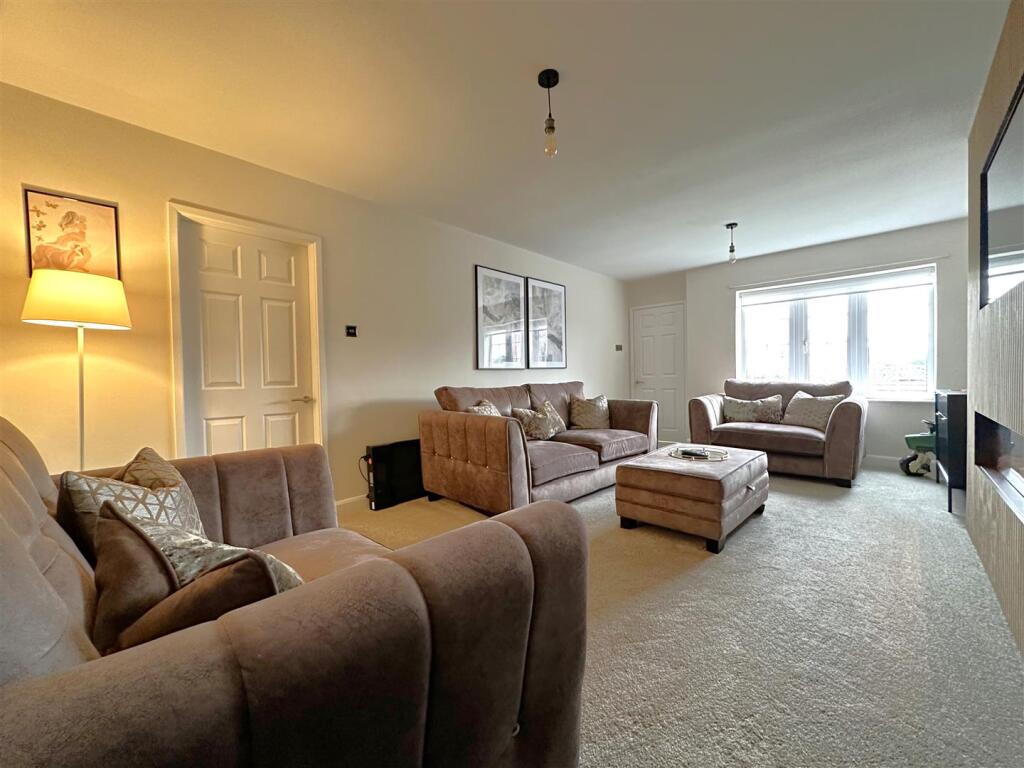 Generous Living Room 768