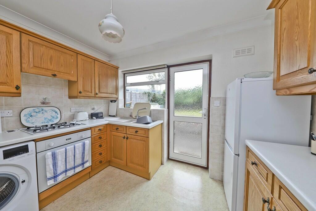60 Wiltshire Lane...