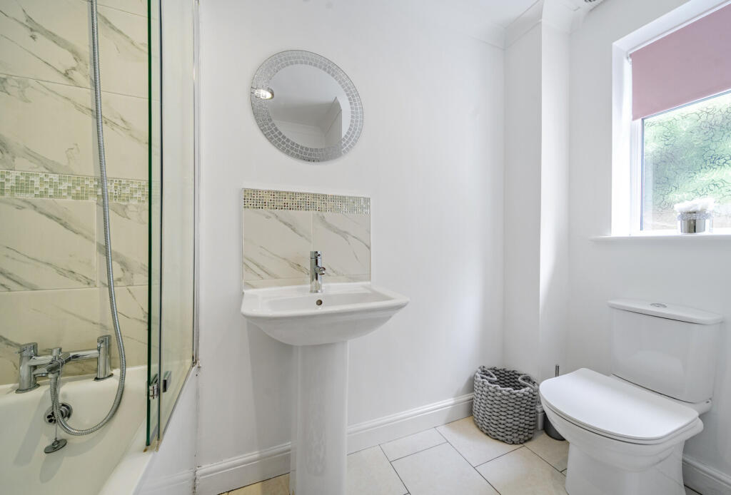 1306226-8-6846ec0...