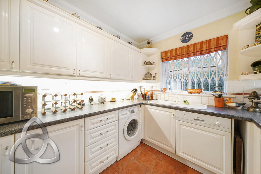 Flat 1, Kempton H...