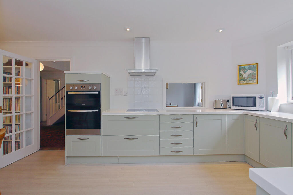 Kitchen/Breakfast Room