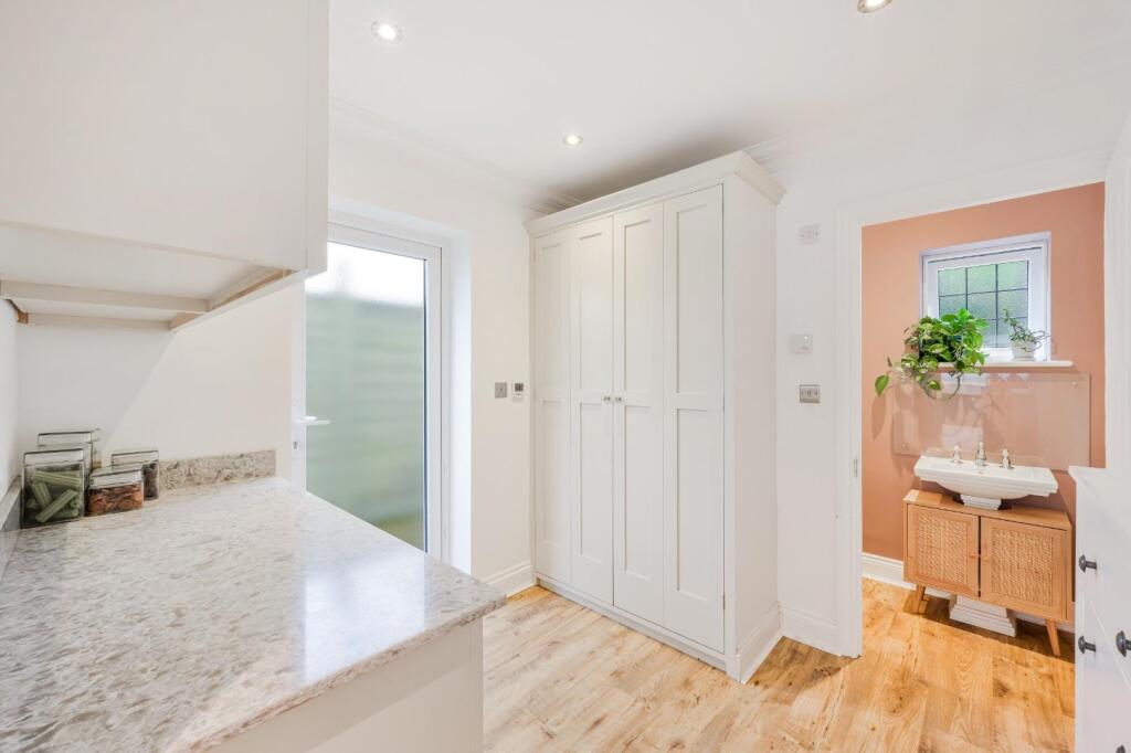 HOLLY LANE WEST (23).jpg