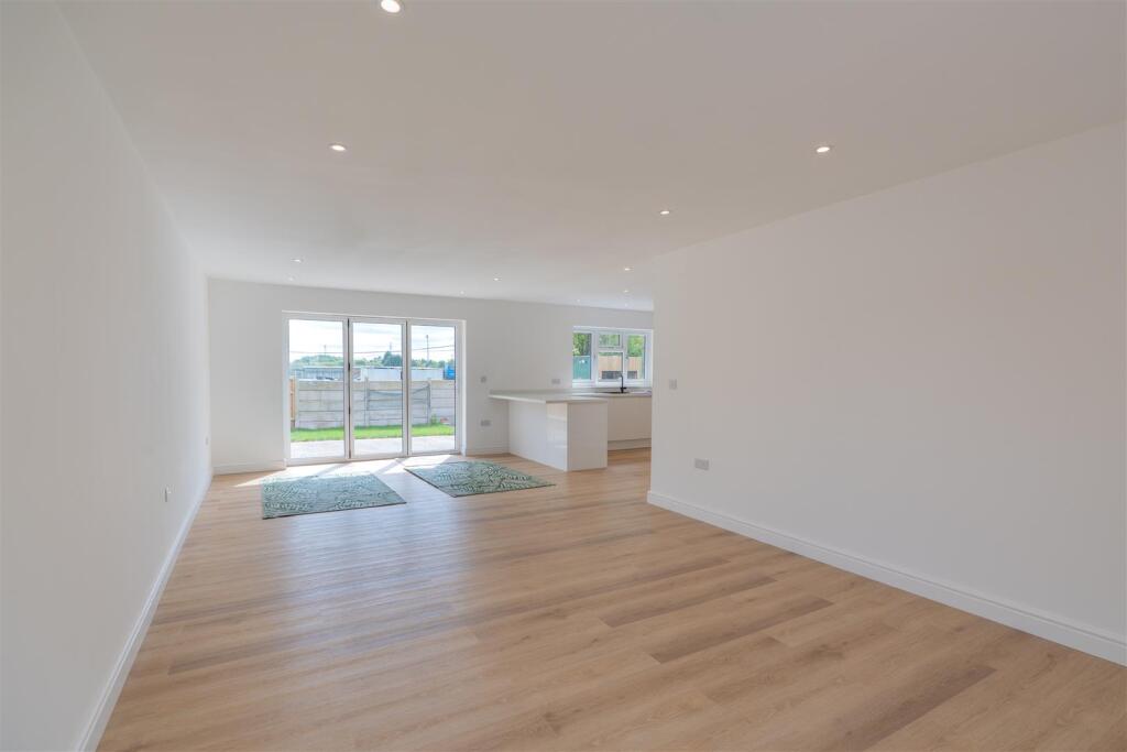 76 Chapel Street-5.jpg