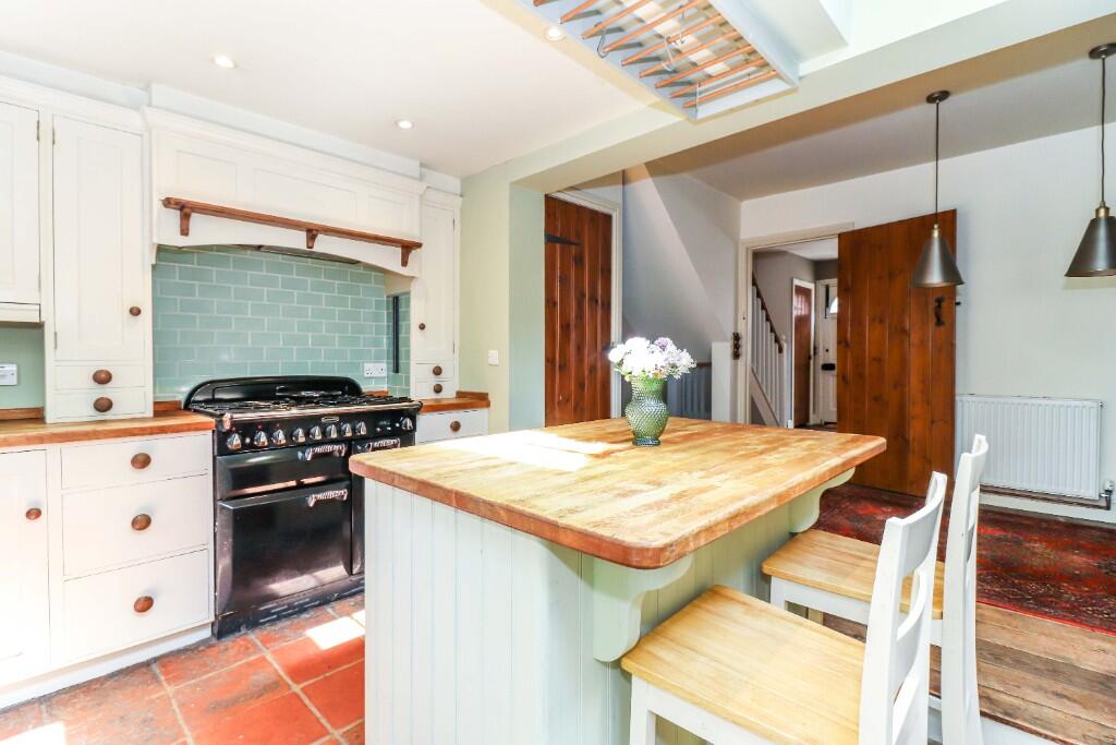 Kitchen/breakfast rm