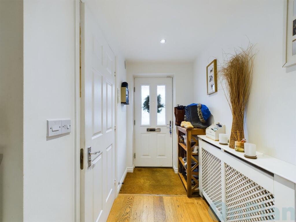 krish hallway greensands view