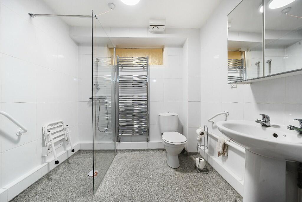 Wet Room 