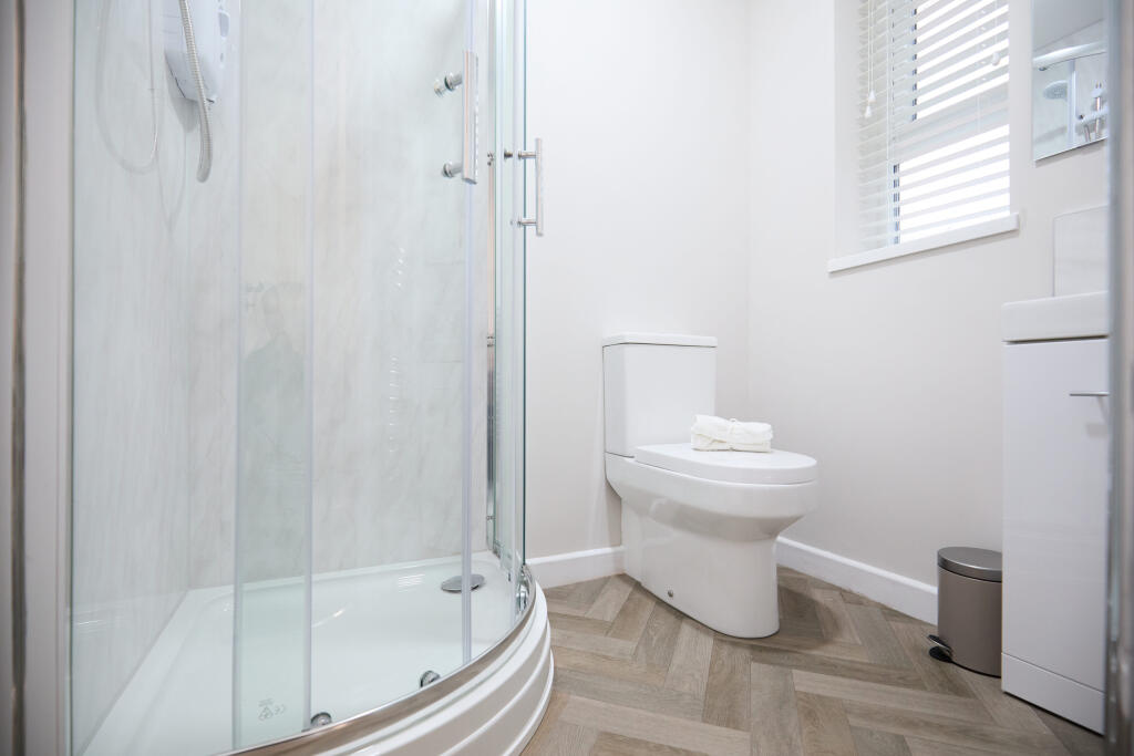 Shower Room 3