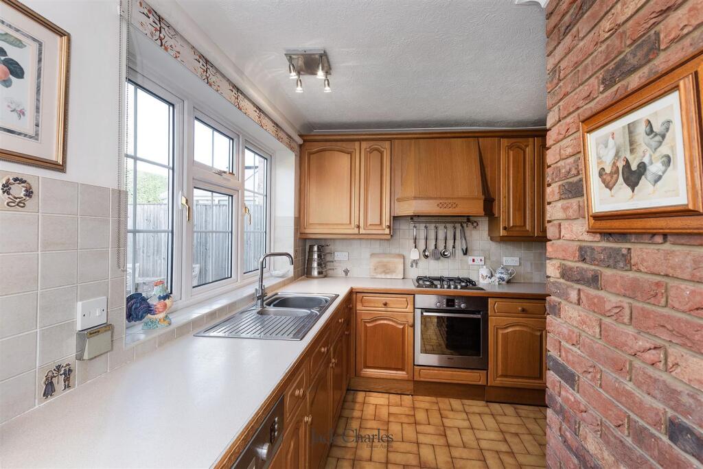 11 Allington Drive, TN10 4HH 009.jpg