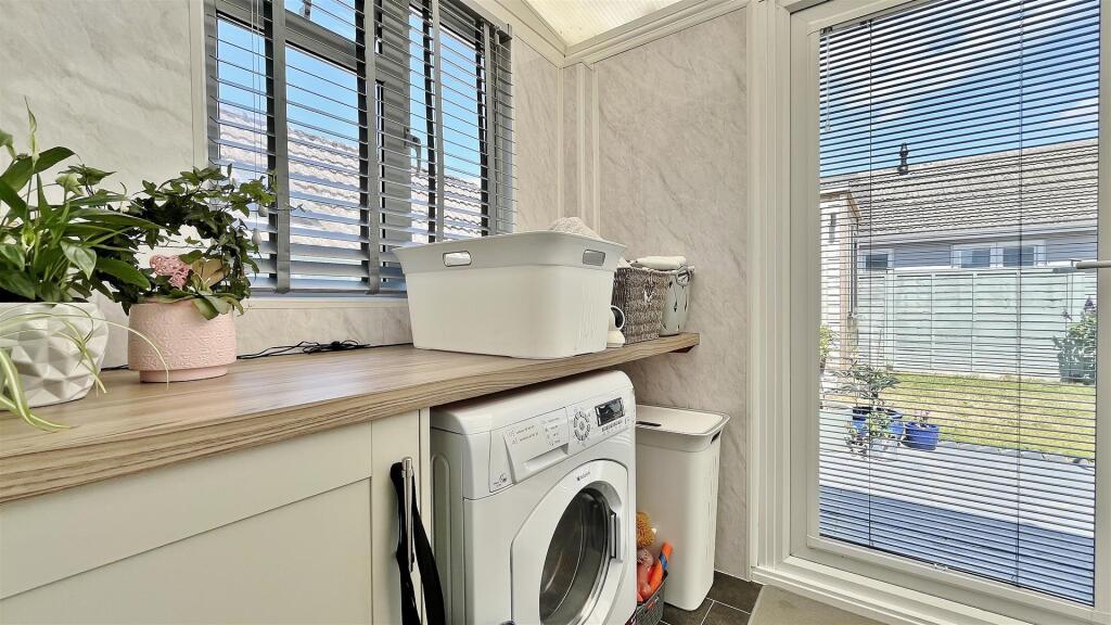 Conservatory/Utility Room
