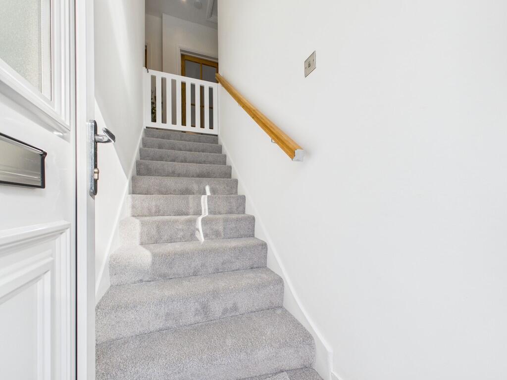 CAM05526G0-PR0038...