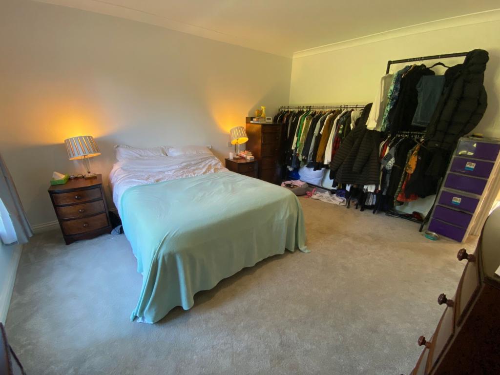 Bedroom 1 (2)