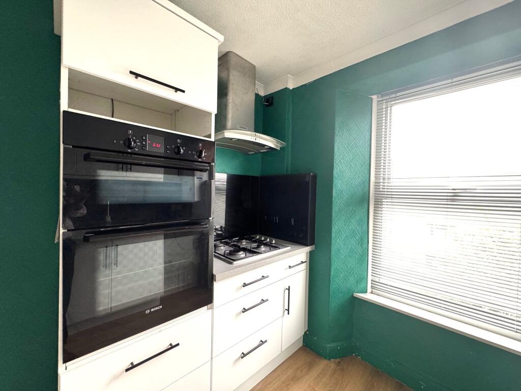 Kitchen (2)
