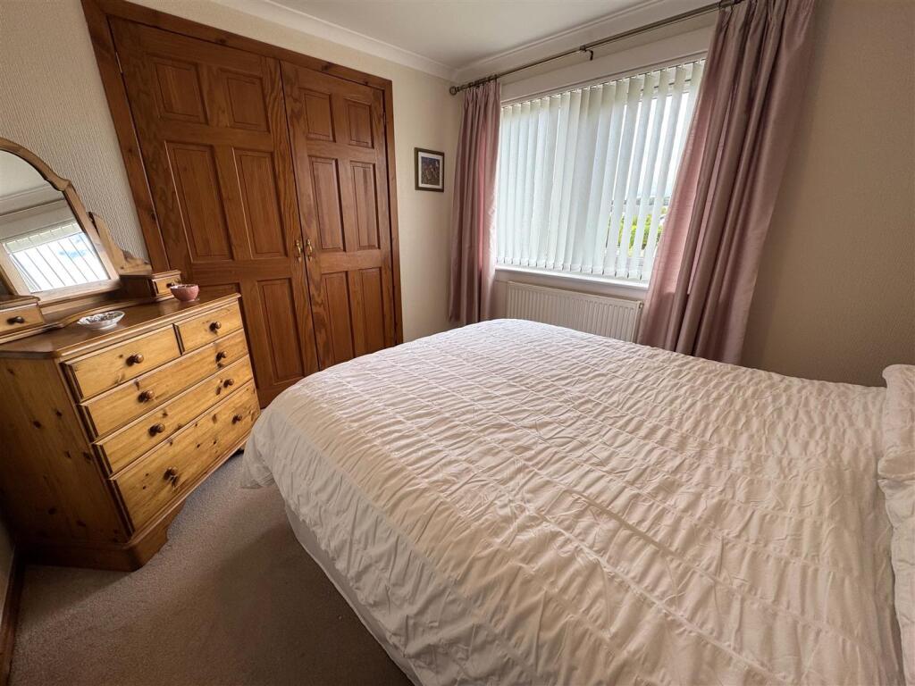BEDROOM 2.JPG