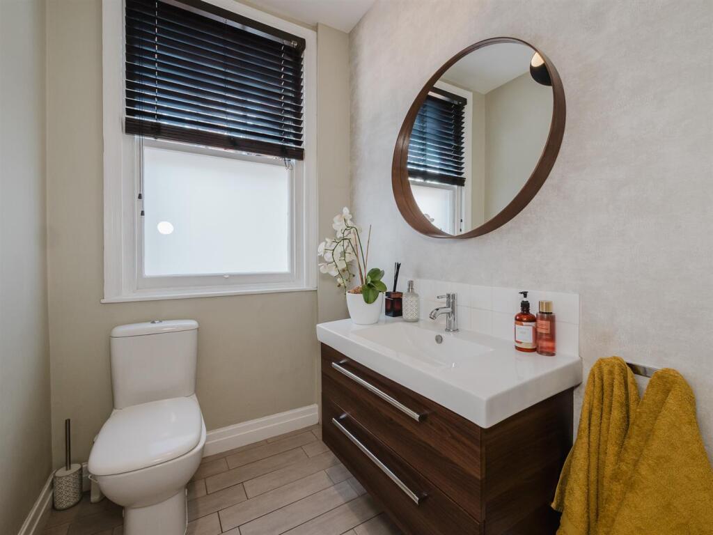 Lower Ground Floor WC