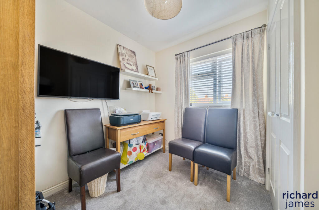 568647fee18c4623a9a15d1a2a023661