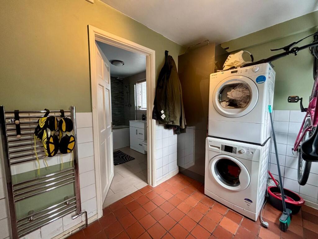 UTILITY ROOM (2).jpg