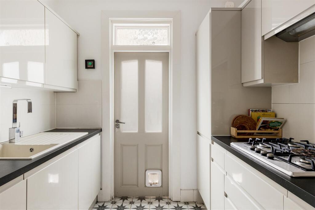 Seymour Road, E10