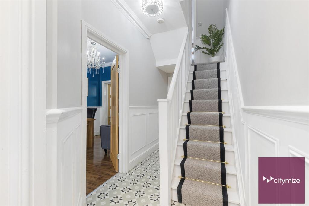 Prestbury Road E7-2.jpg