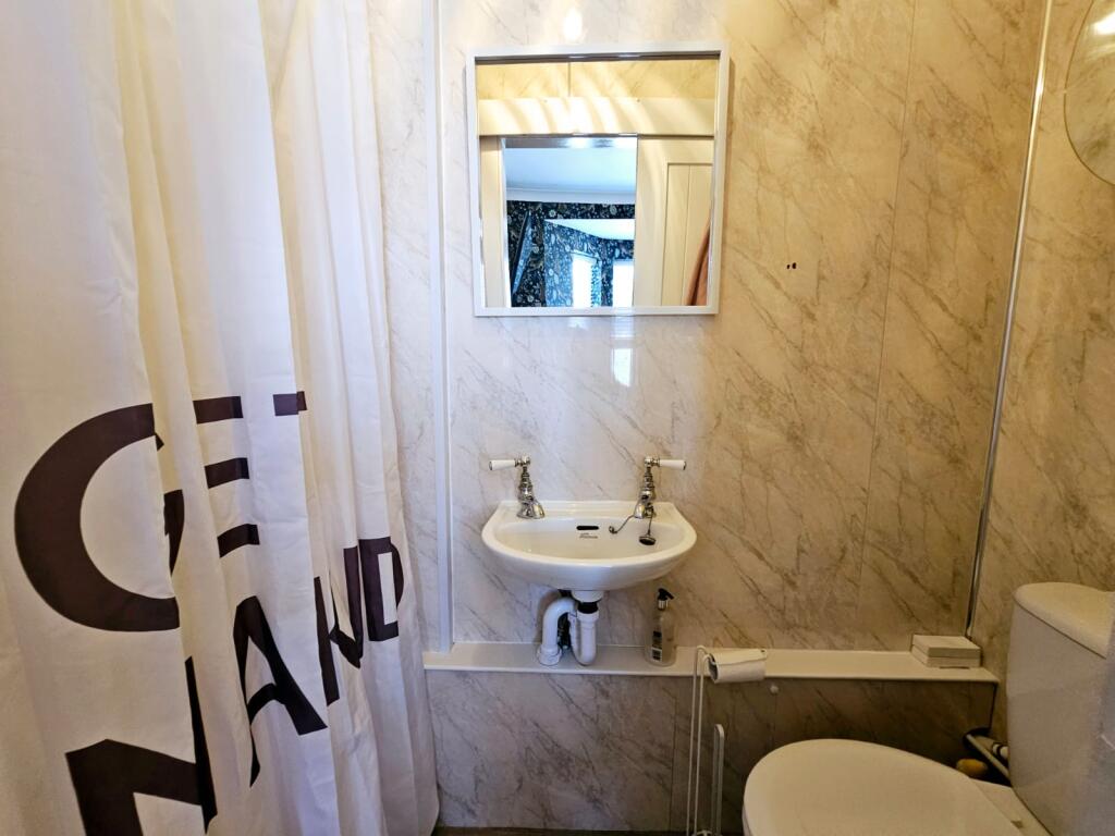 f2c68b5d-32bf-4106-8674-38f688775ae8