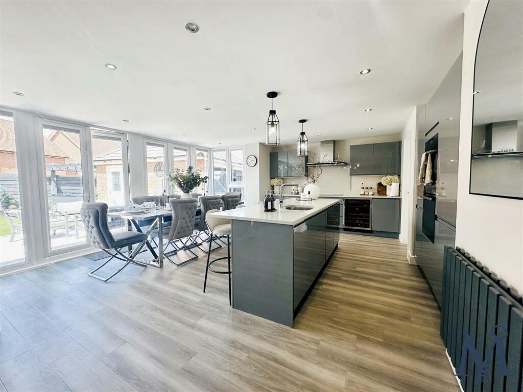 Living Kitchen Diner