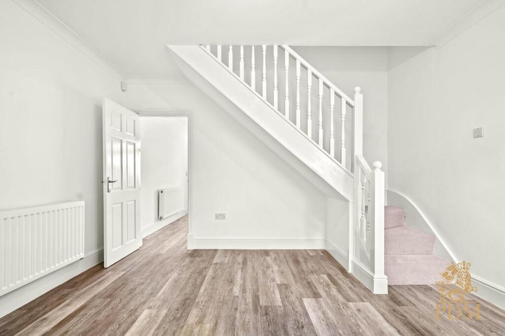 14 Frederick Road Stapleford NG9 8FN