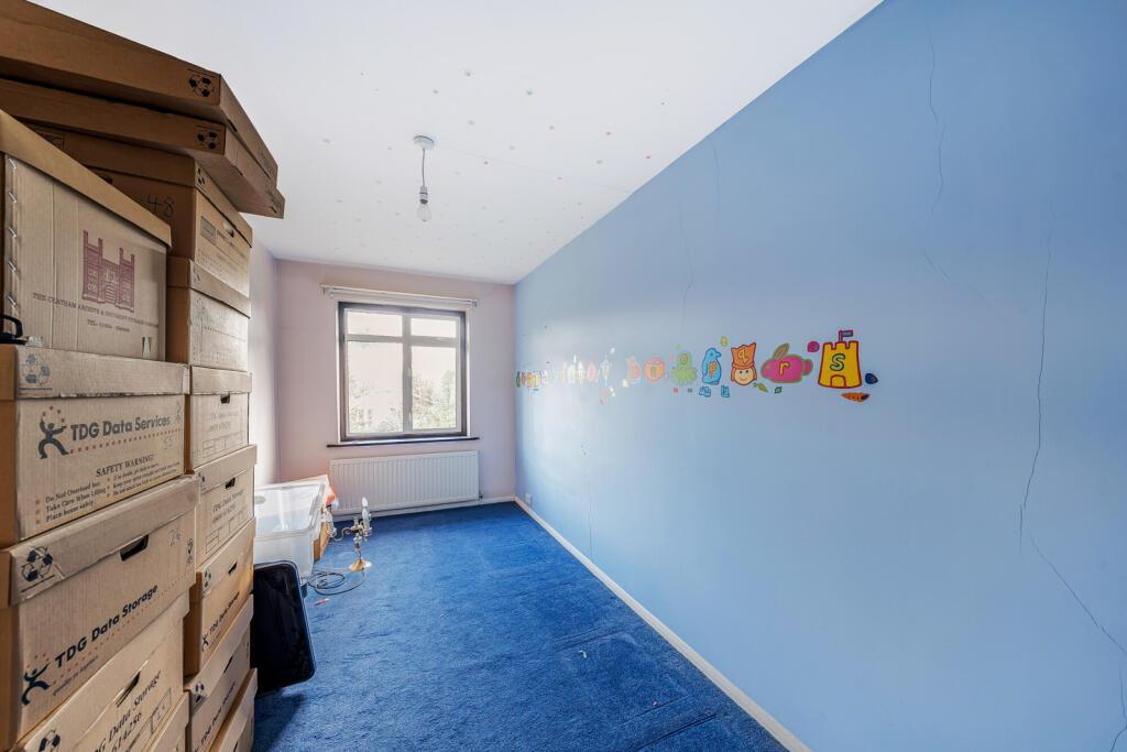 Davidson Frost-Wellings, DFW, Winscombe Way, Bedro