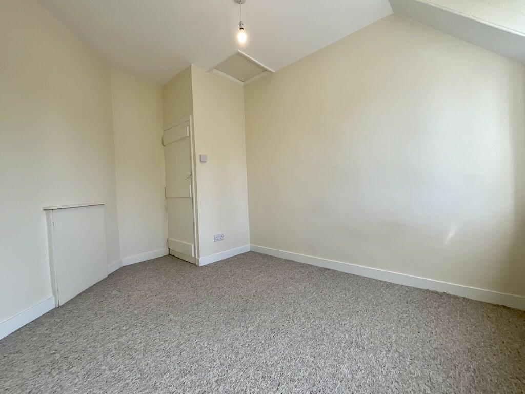 7E7067AA-76E9-4F1...