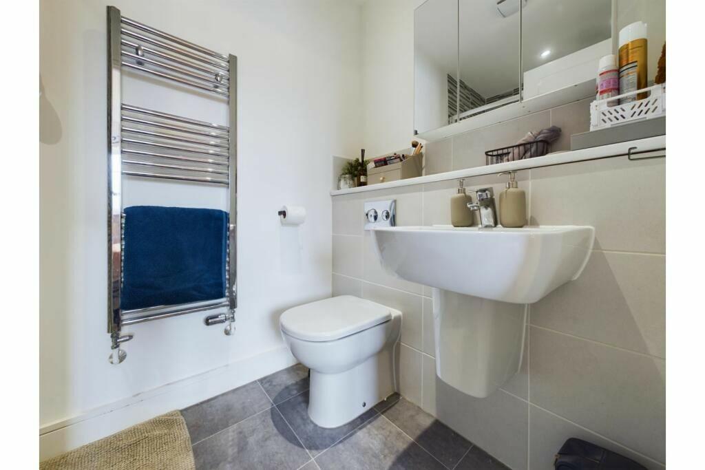 Ensuite
