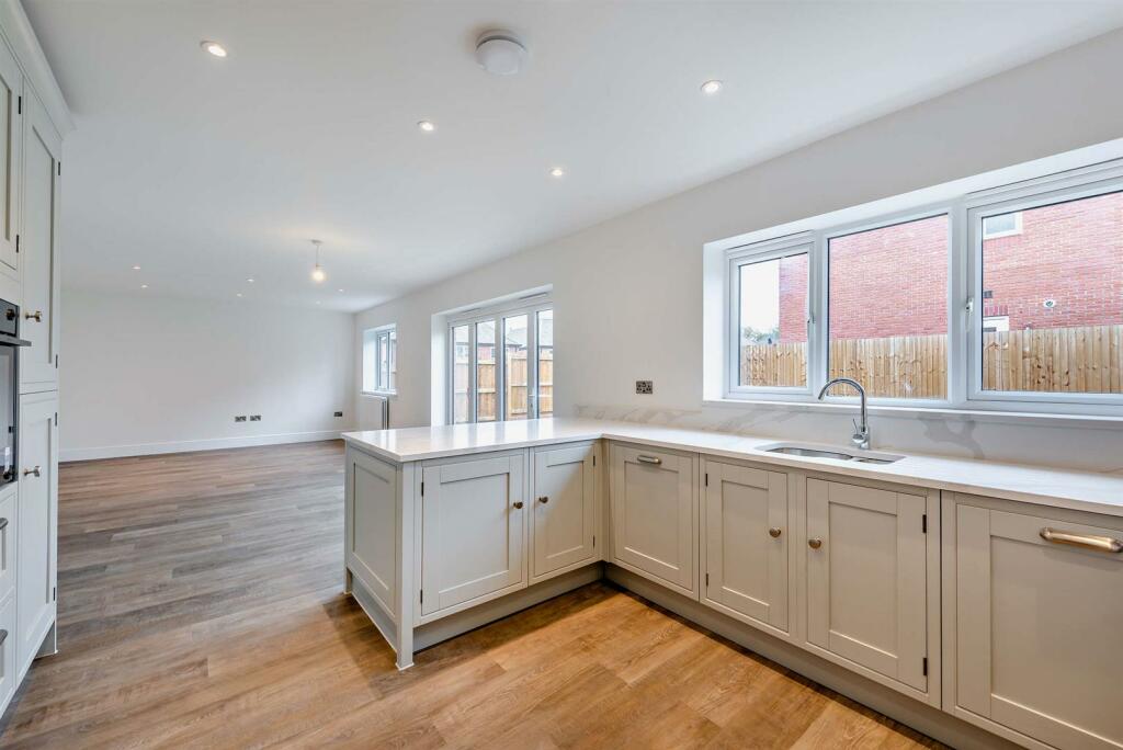 8627453-interior16-800.jpg