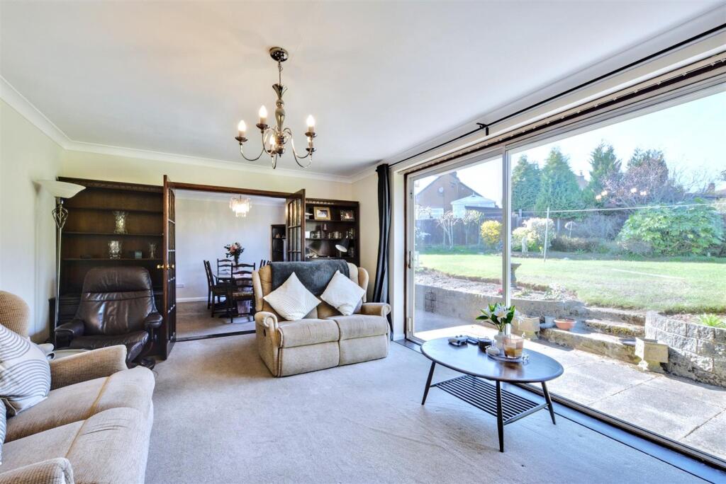 Lounge/Sitting Room