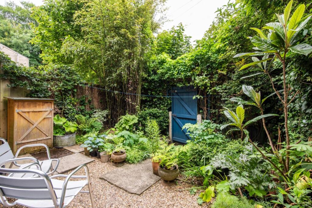 5 Claremont Walk, Bath, BA1 6HB-6.jpg