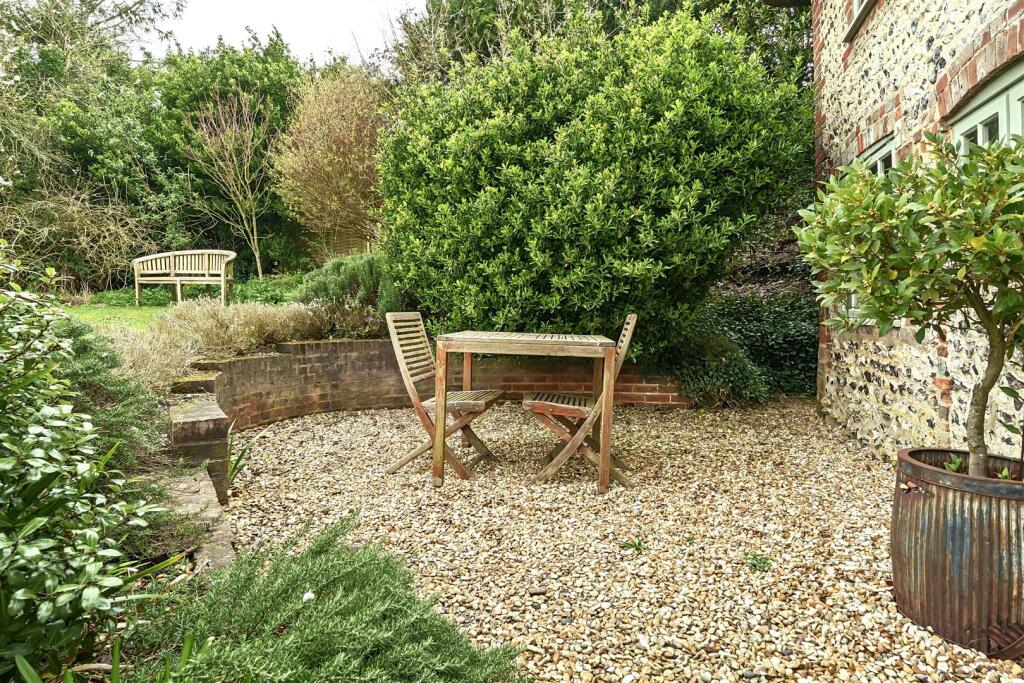 Courtyard Garden