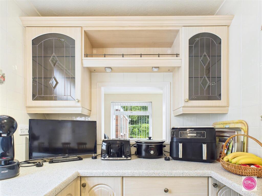 Ashleigh Drive (18).jpg