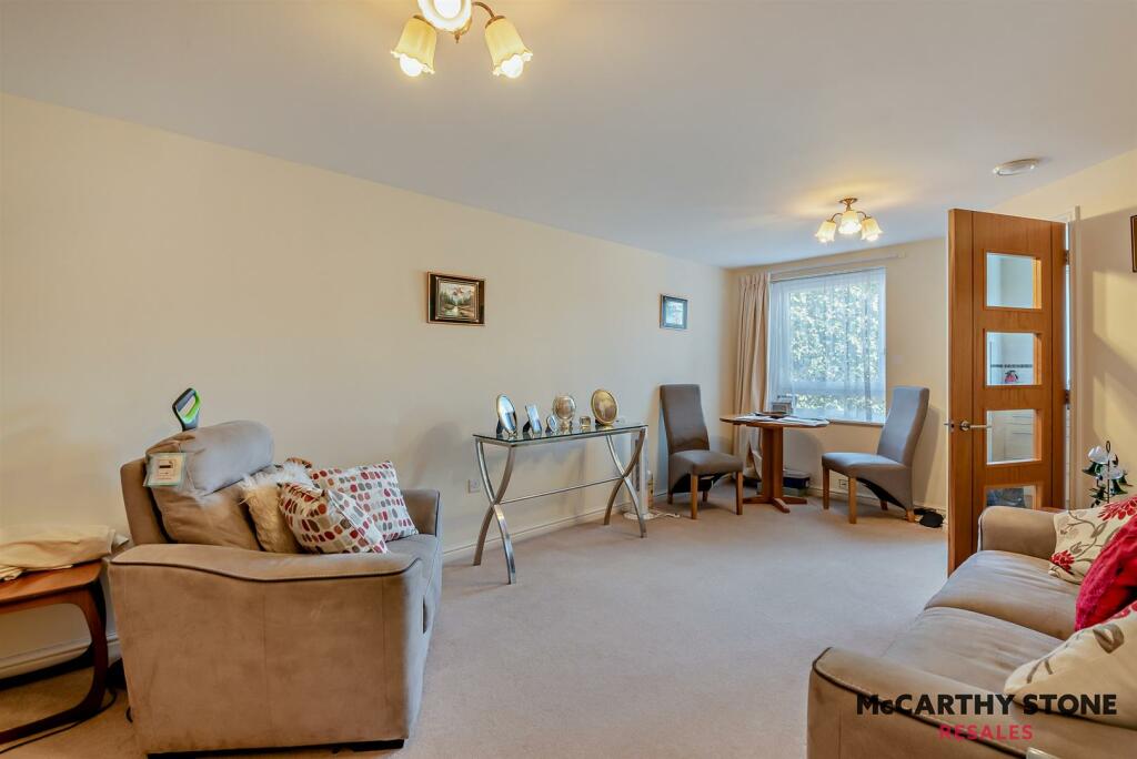 8624044-interior07-800.jpg