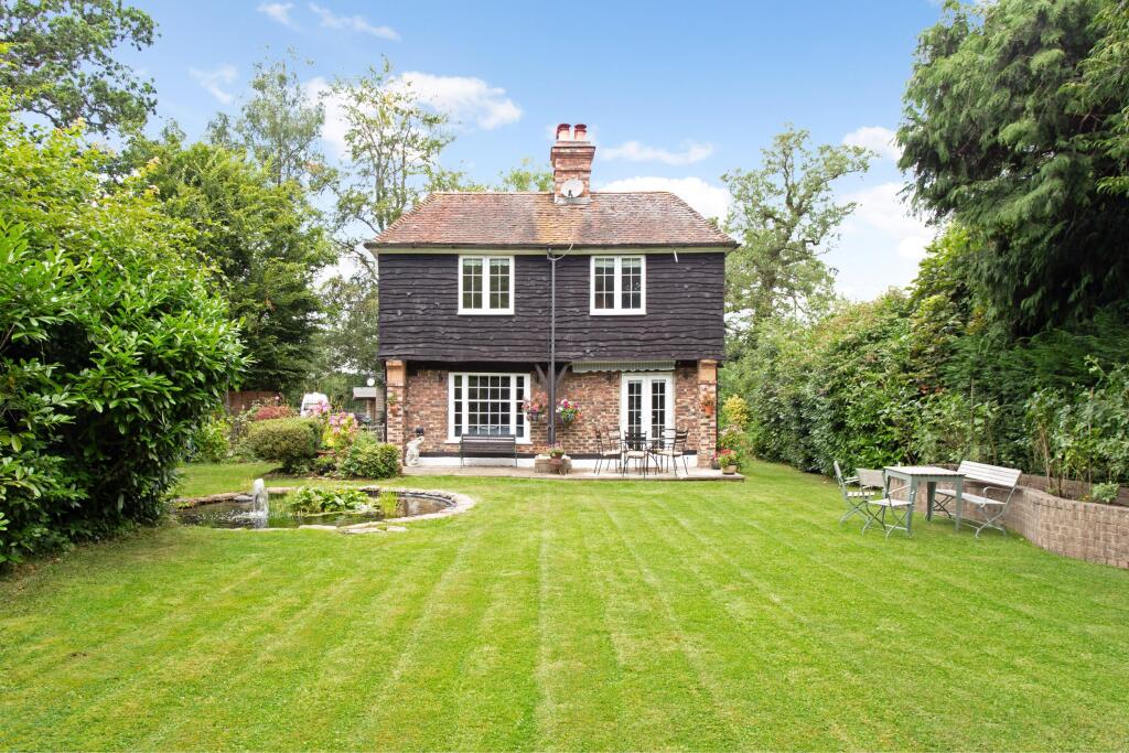 Rear Exterior / Garden