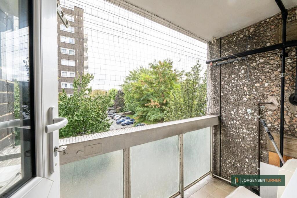 Shackleton Court 8-008 LR - JT.jpg